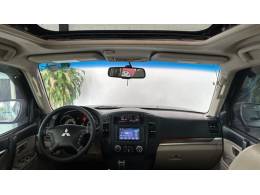 MITSUBISHI - PAJERO FULL - 2008/2009 - Preta - R$ 76.900,00