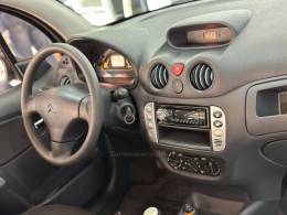 CITROËN - C3 - 2011/2012 - Prata - R$ 30.900,00