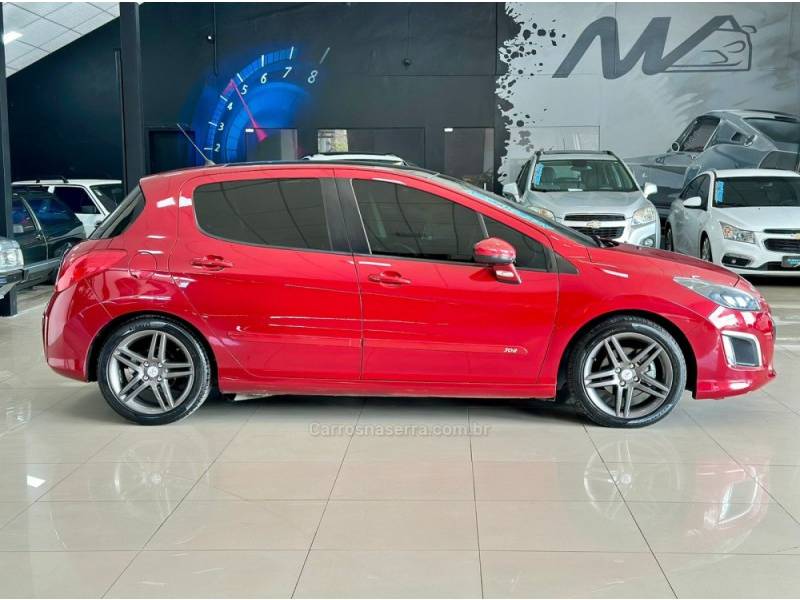 PEUGEOT - 308 - 2013/2014 - Vermelha - R$ 49.900,00