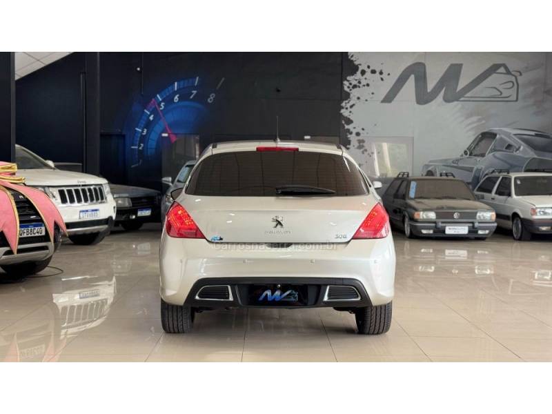 PEUGEOT - 308 - 2012/2013 - Prata - R$ 43.900,00