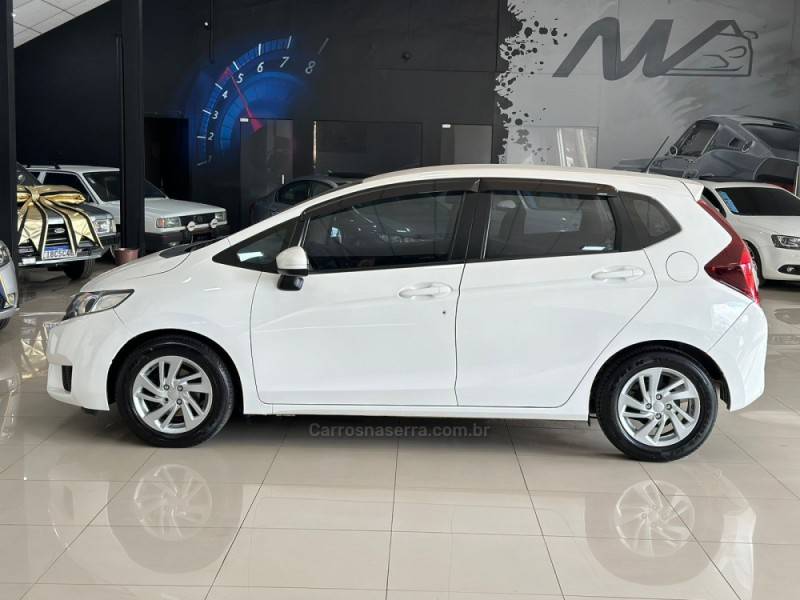 HONDA - FIT - 2014/2015 - Branca - R$ 67.900,00