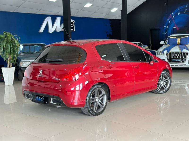 PEUGEOT - 308 - 2013/2014 - Vermelha - R$ 49.900,00