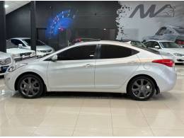 HYUNDAI - ELANTRA - 2012/2013 - Prata - R$ 69.900,00