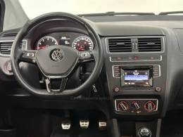 VOLKSWAGEN - FOX - 2016/2016 - Preta - R$ 52.900,00