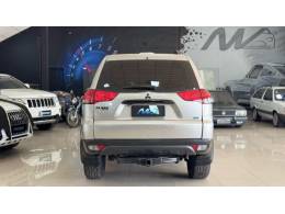 MITSUBISHI - PAJERO DAKAR - 2013/2013 - Prata - R$ 113.900,00