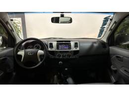 TOYOTA - HILUX - 2012/2013 - Prata - R$ 124.900,00