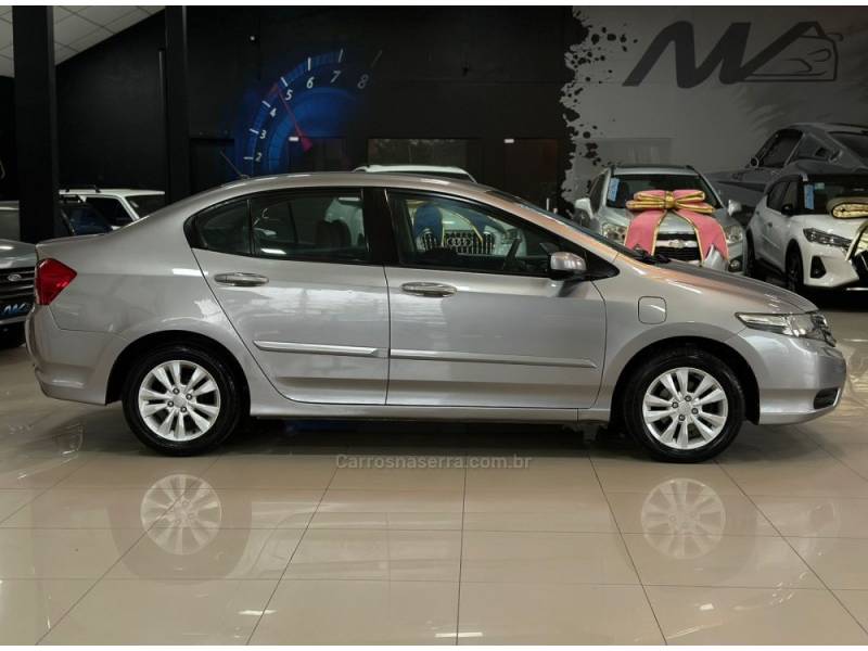 HONDA - CITY - 2013/2013 - Cinza - R$ 56.900,00