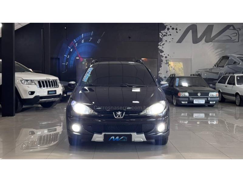 PEUGEOT - 206 - 2008/2008 - Preta - R$ 24.900,00